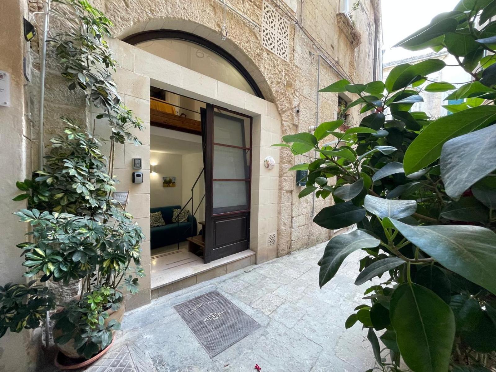 Goodstay Corte Regina Suite Lecce Kültér fotó